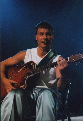 Image of briguitar.jpg