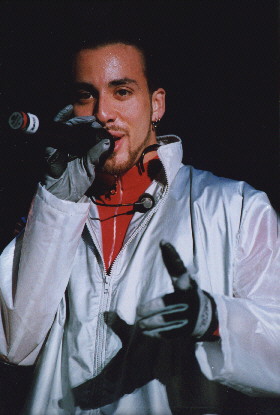 Image of howied-silver.jpg